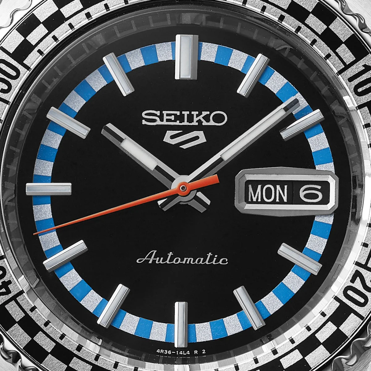 Seiko 5 Sports Black And White Checker Flag Special Edition - Image 3