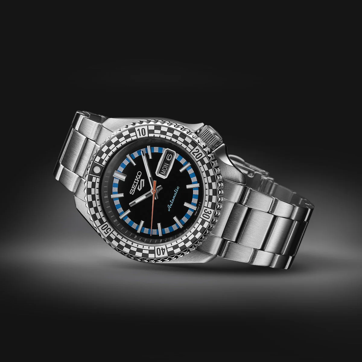 Seiko 5 Sports Black And White Checker Flag Special Edition - Image 5