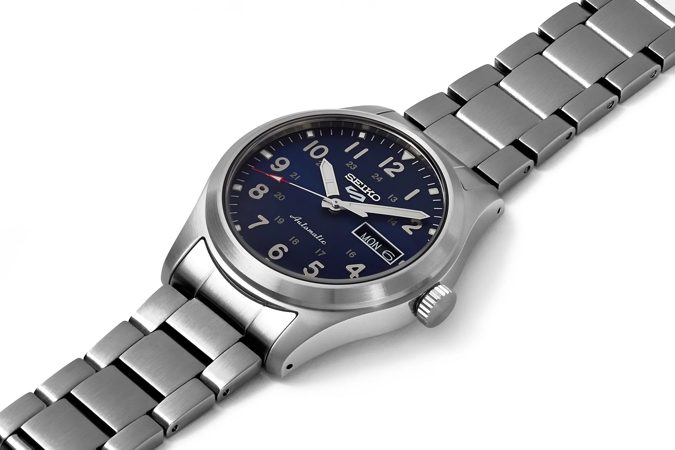 Seiko 5 Sports Field Mens Watch - Image 2