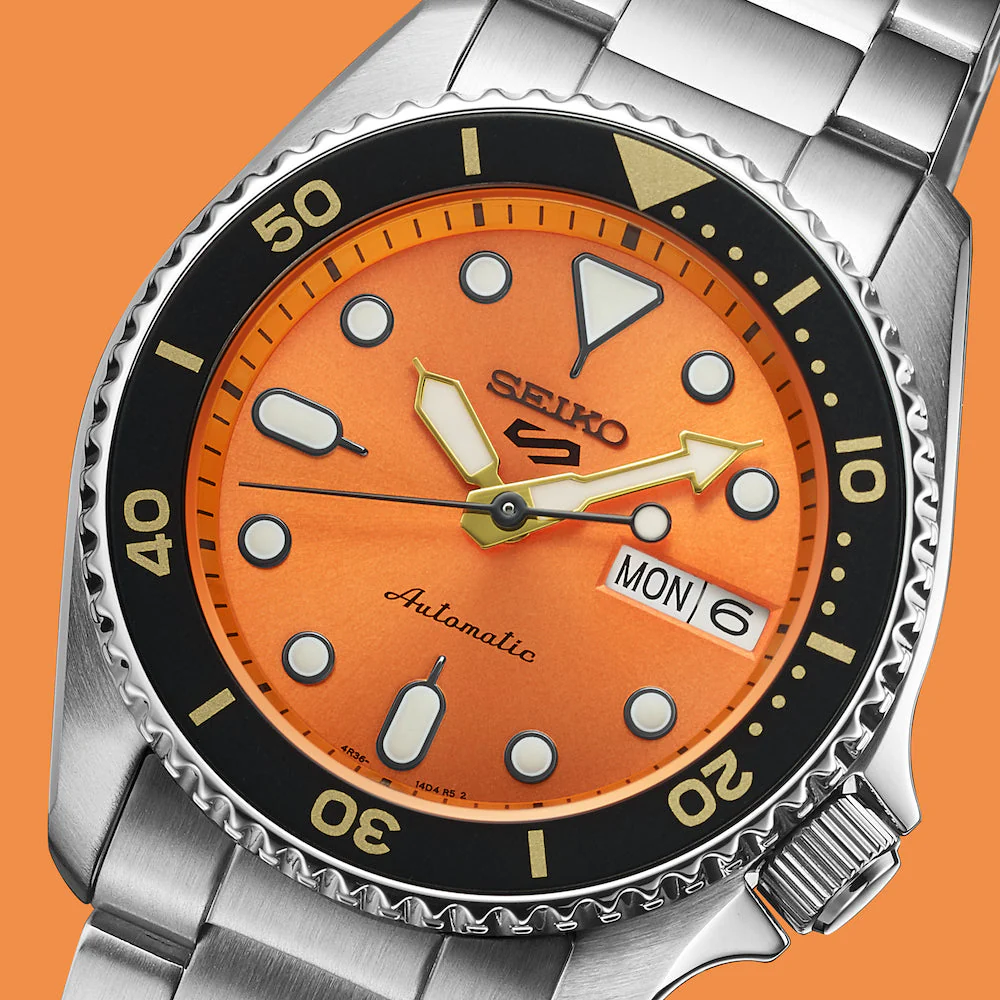 Seiko Watch 5 Sports SKX Midi Orange Mens - Image 4