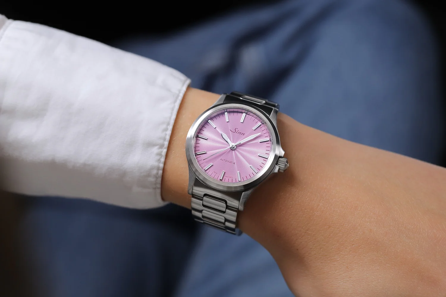 Sinn 556 Mauve H-Link Bracelet Limited Edition Watch - Image 3