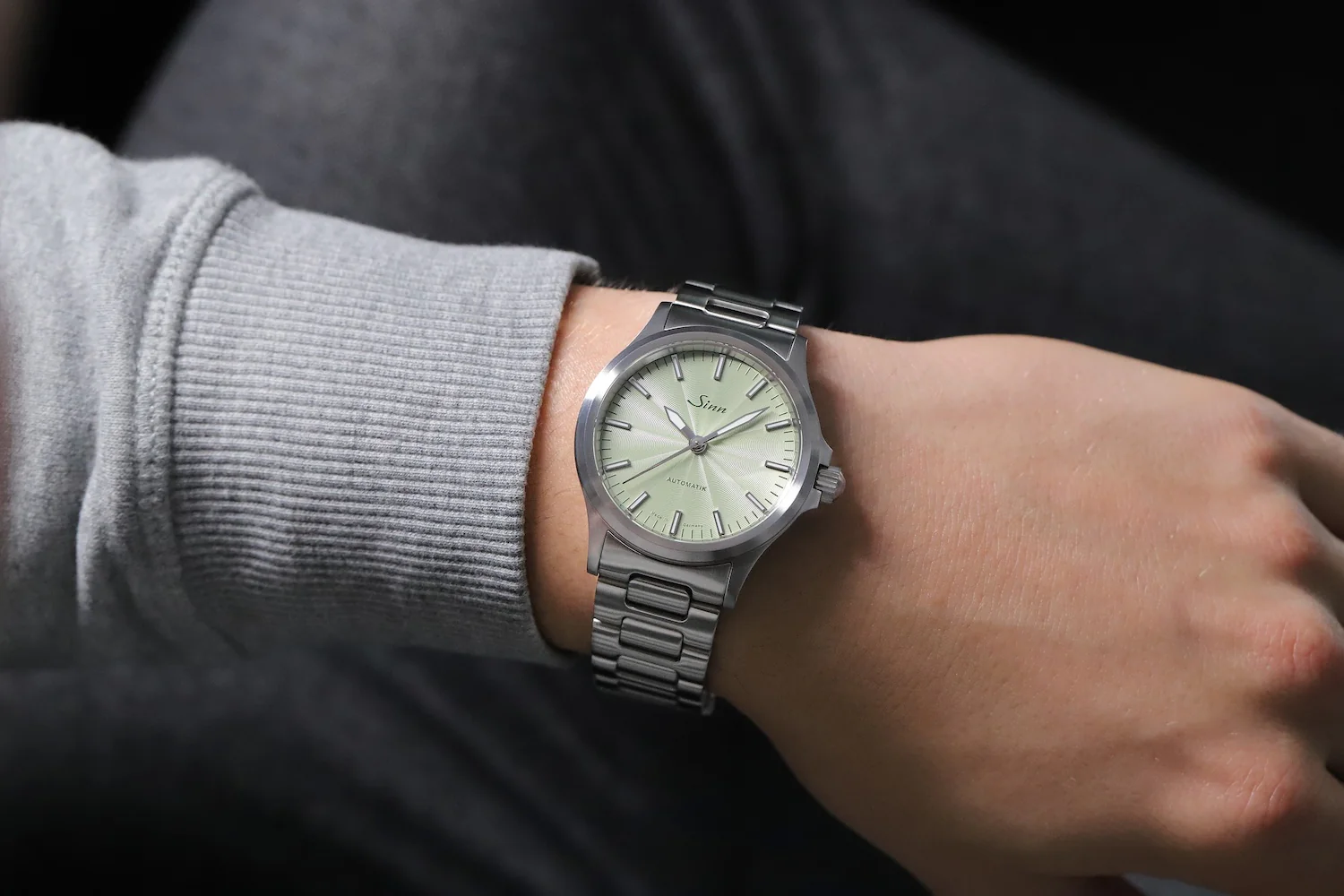 Sinn 556 Sage H-Link Bracelet Limited Edition Watch - Image 5