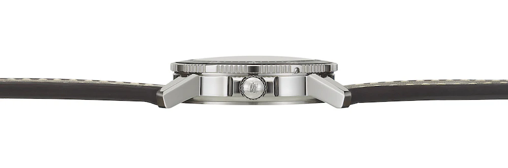 Sinn 104 St Sa I MG Vintage Leather Dark Brown Watch - Image 4