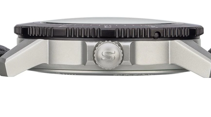 Sinn 105 St Sa H-Link Bracelet Watch - Image 4