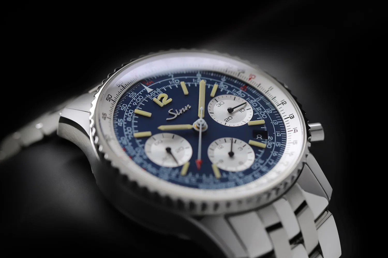 Sinn 903 St BE II Navigation Chronograph Fine Link Bracelet Watch - Image 4