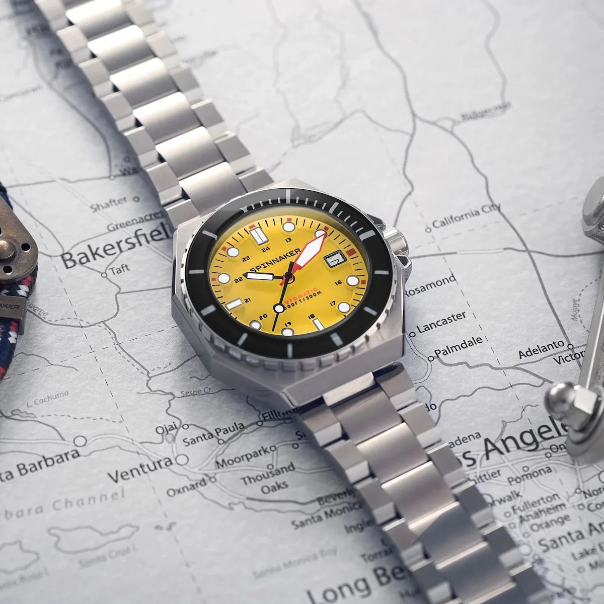 Spinnaker Dumas Inkdial Hornet Yellow Limited Edition - Image 3