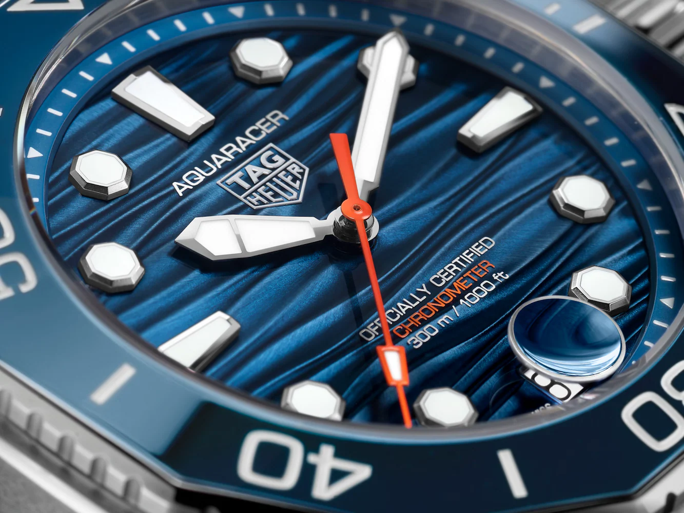 TAG Heuer Aquaracer Professional 300 GMT Rubber Watch - Image 5