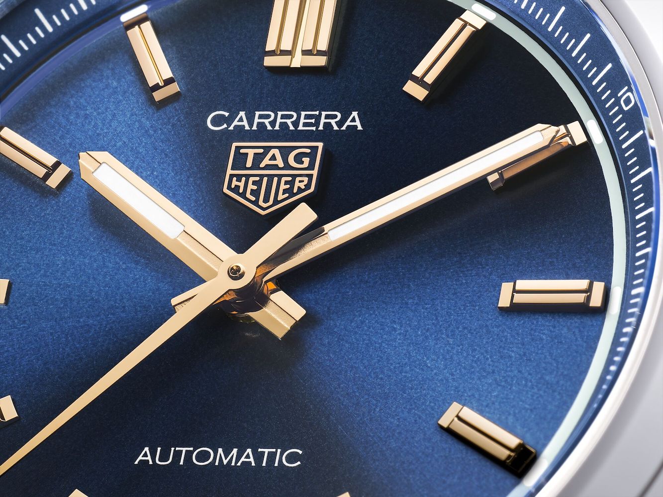 TAG Heuer Carrera Date Watch - Image 4