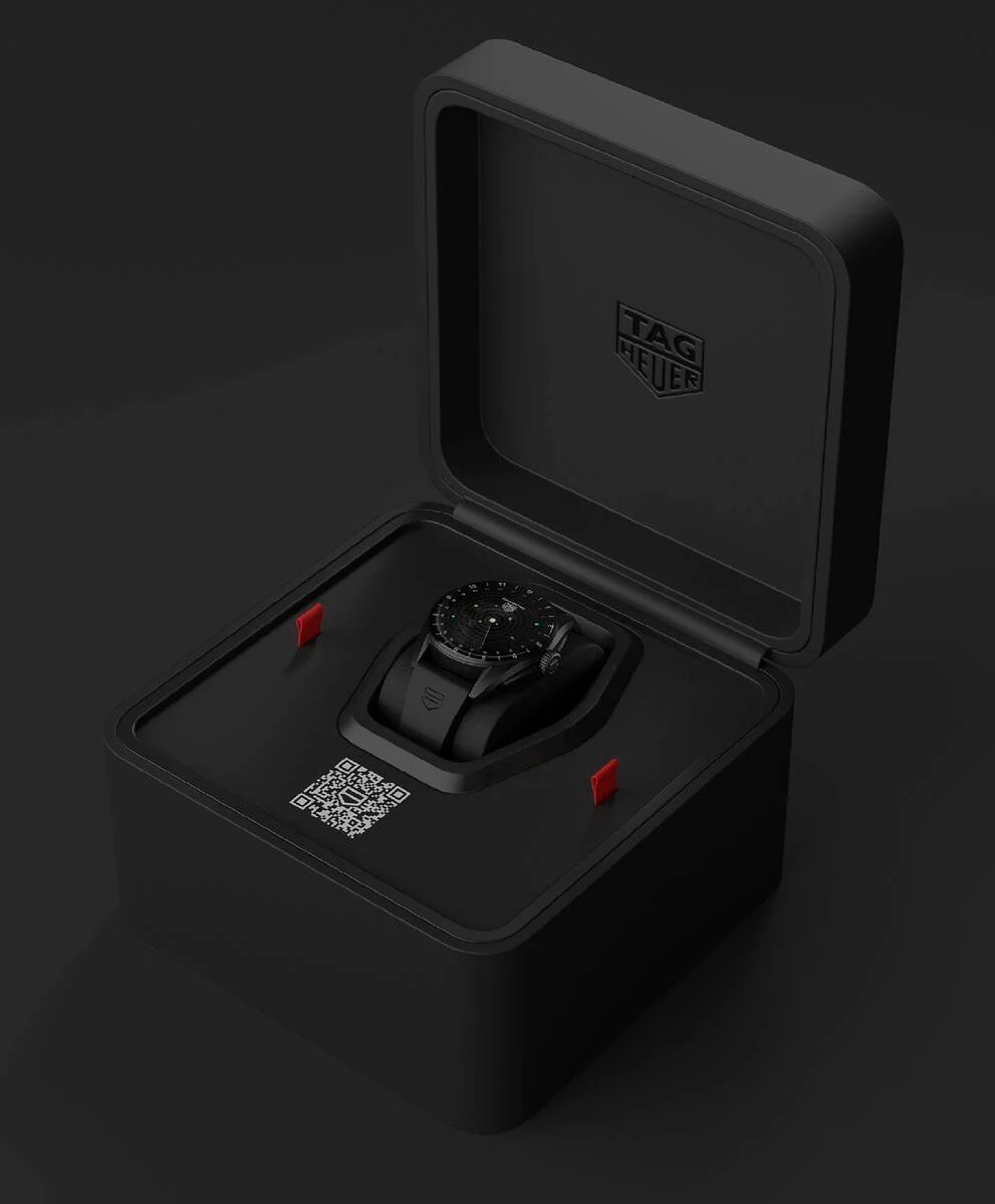 TAG Heuer Watch Connected Calibre E4 Black Titanium - Image 7