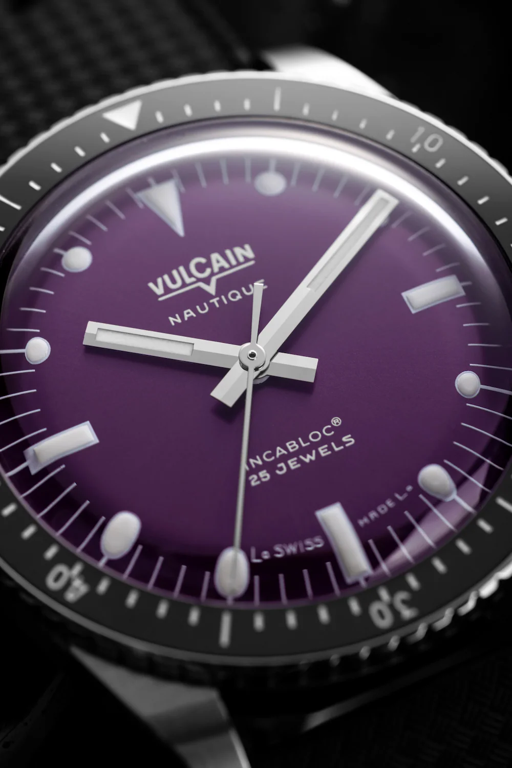 Vulcain Skindiver Nautique Purple Black Rubber Limited Edition Watch - Image 5