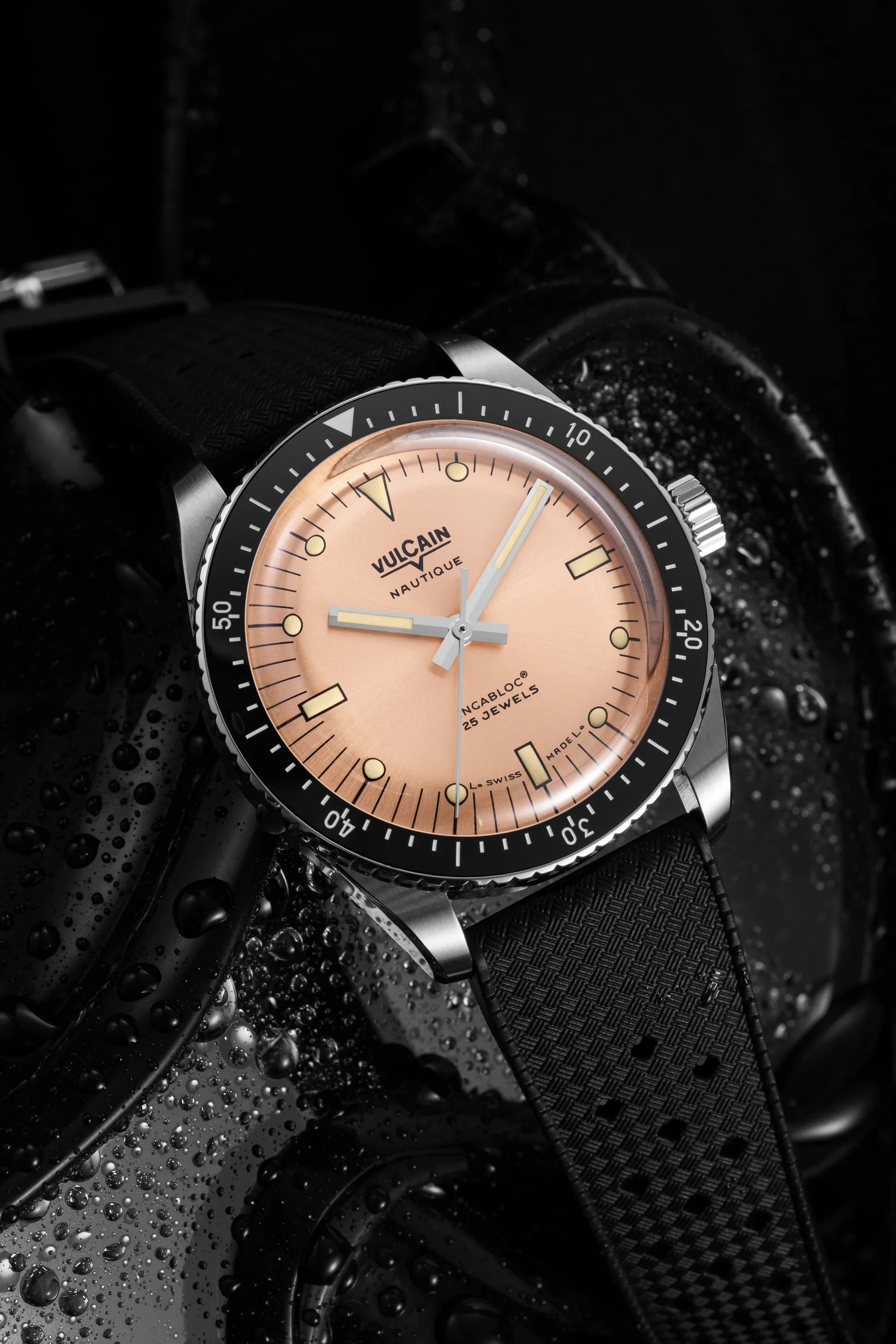 Vulcain Skindiver Nautique Salmon Rubber Limited Edition Watch - Image 3
