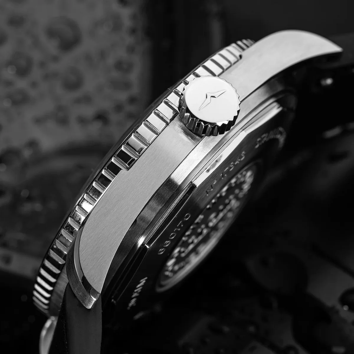 Vulcain Skindiver Nautique Black Khaki Brown Lum Watch - Image 3